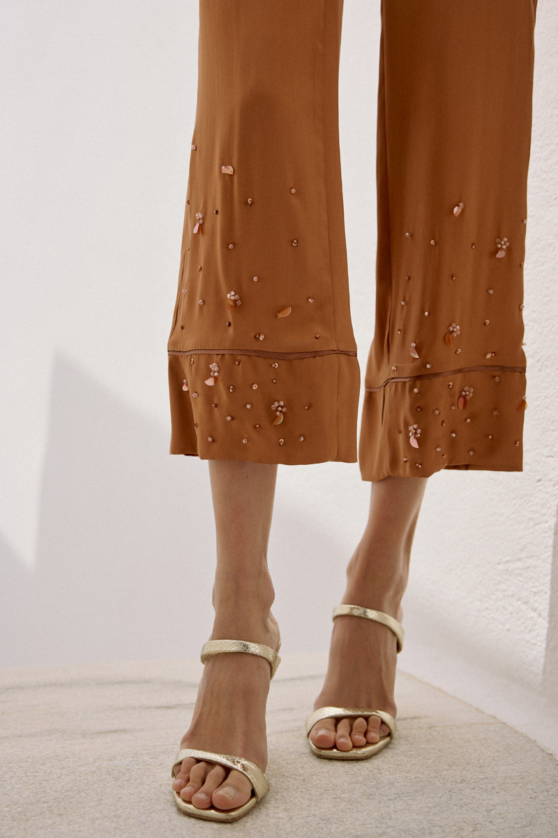 TROUSERS WITH EMBROIDERED STONES