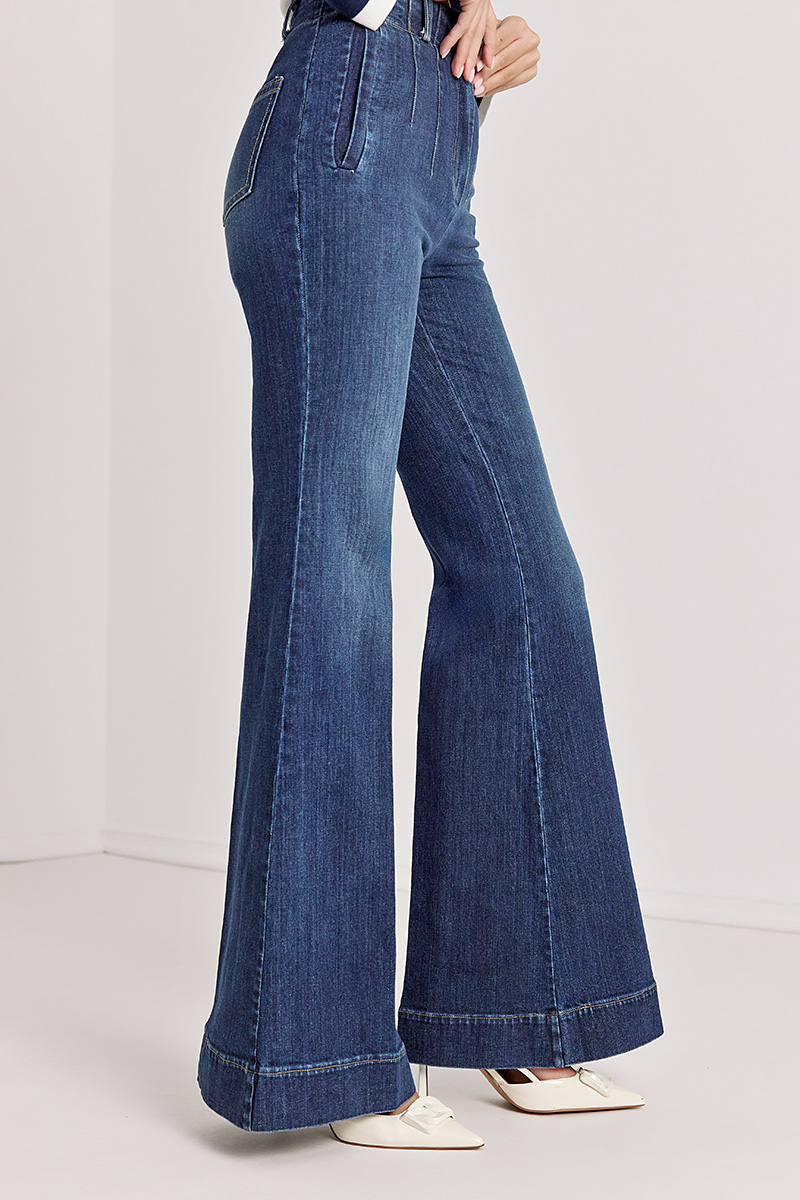 BELL BELLY JEANS WITH PLIERS