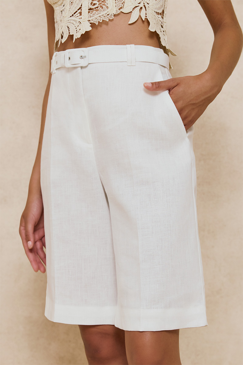 LINEN BERMUDA WITH BELT