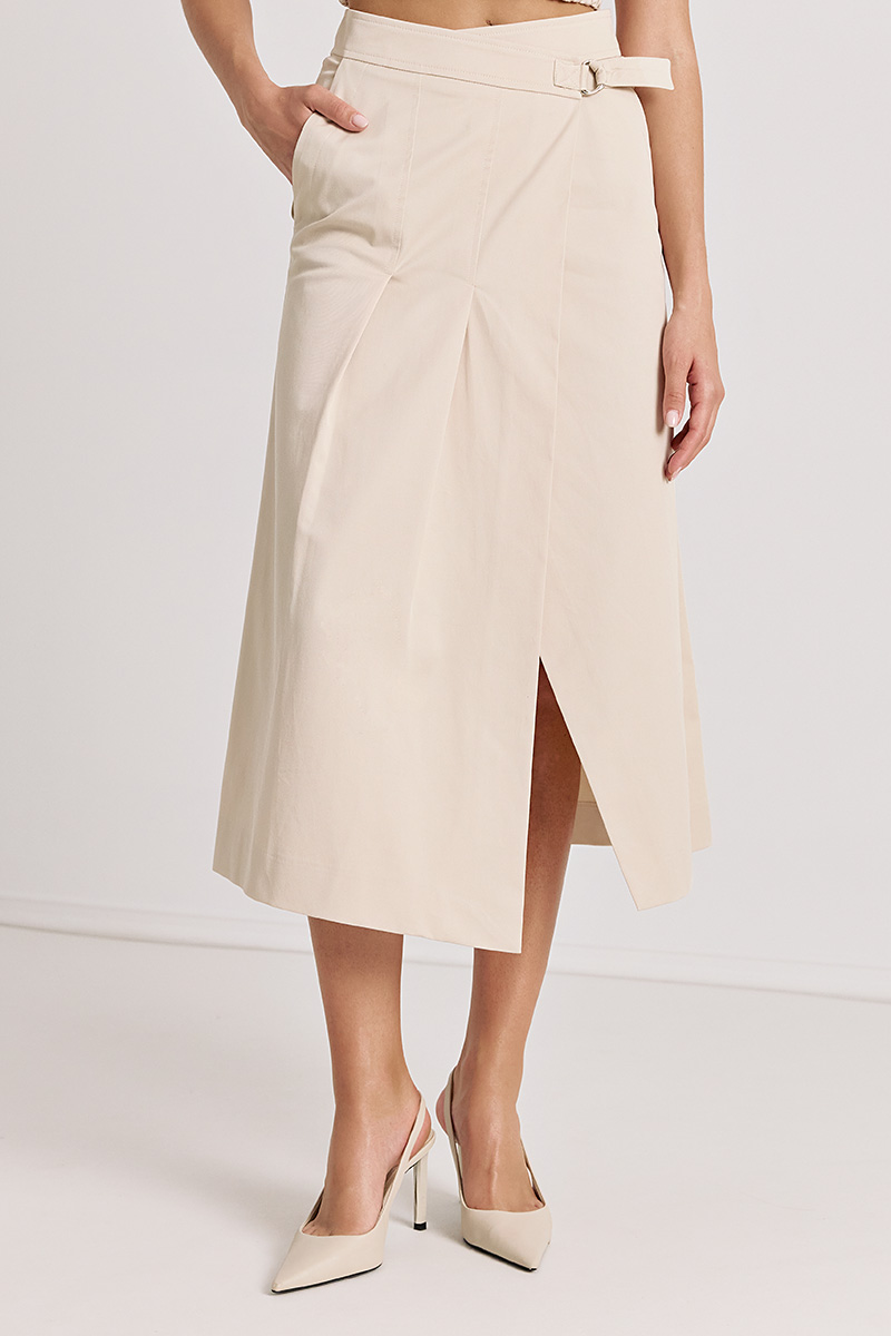 SKIRT WITH PLEATS