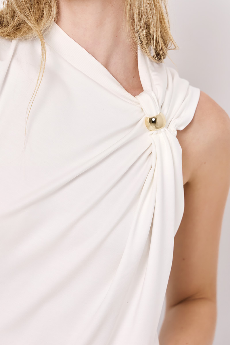 SLEEVELESS TOP WITH GOLD DETAIL