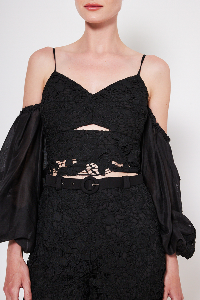 LACE TOP WITH DETACHABLE SLEEVES