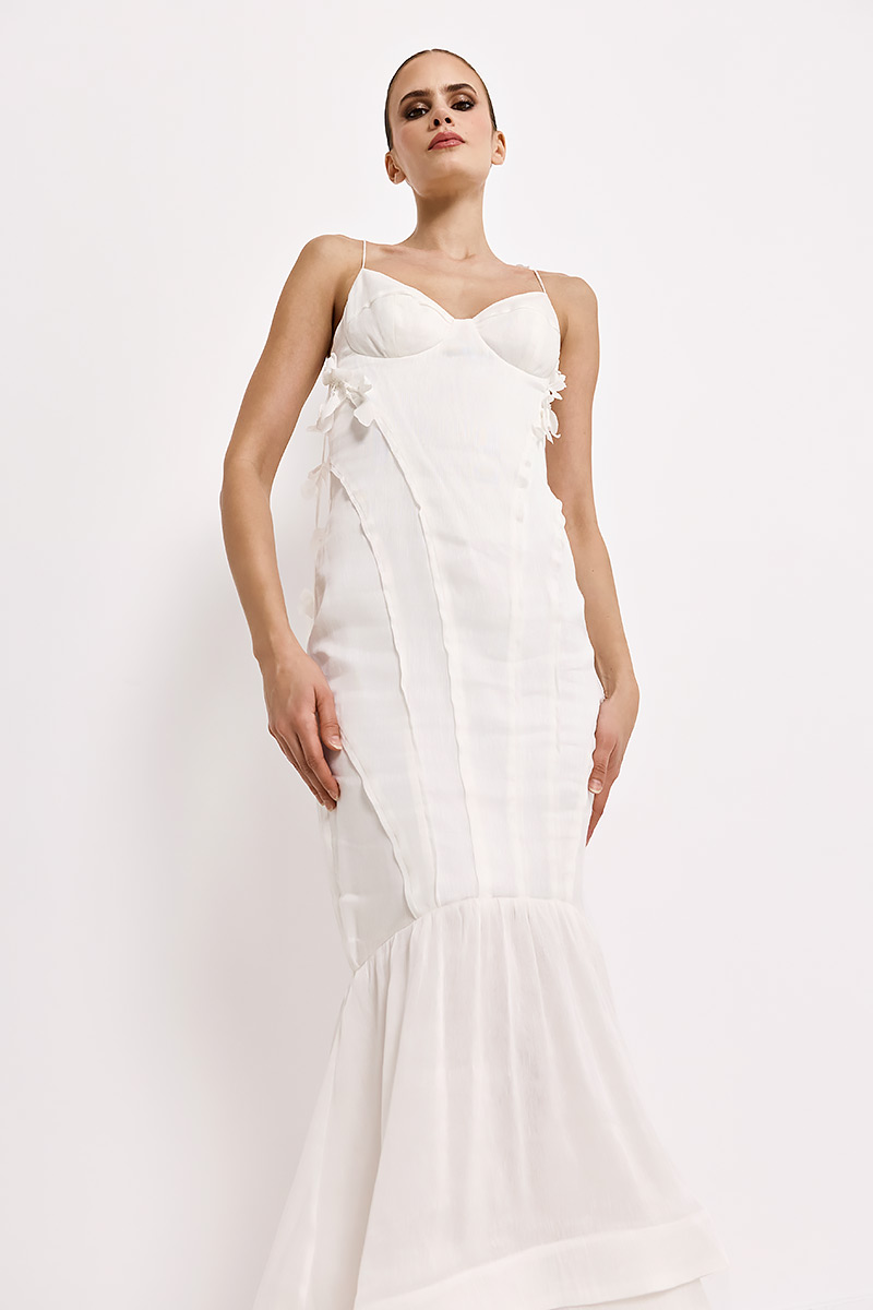 MIDI DRESS IN A SLIM FIT