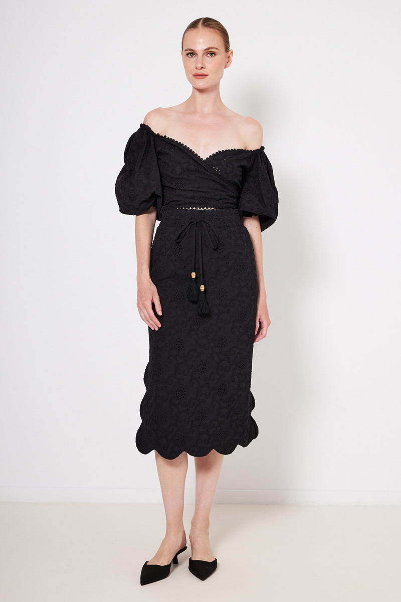 BRODERIE ANGLAISE WRAP CROP SHIRT