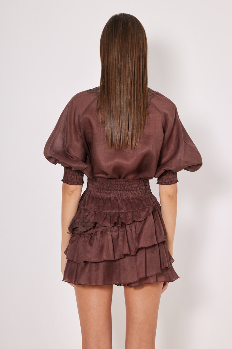 SHIRT IN A LOOSE FIT WITH BUTTONS AND EMBROIDERY