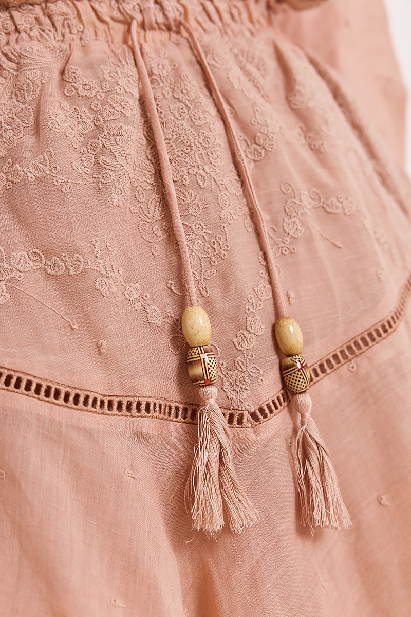 LINEN SKORT WITH EMBROIDERY