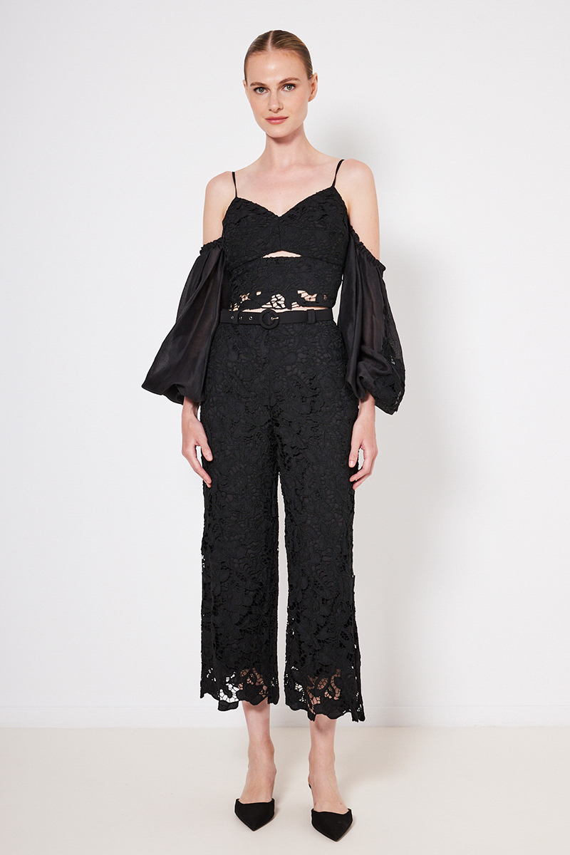 CROPPED LACE PANTS
