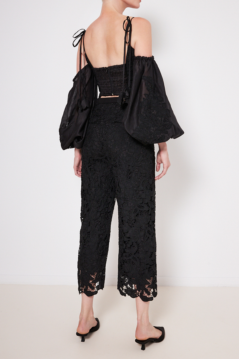 CROPPED LACE PANTS