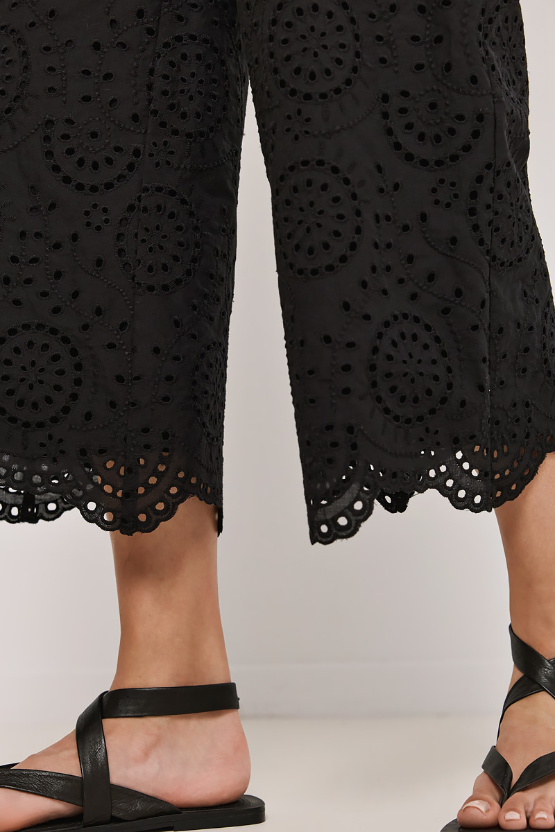 ΒRODERIE PANTS WITH ELASTIC WAISΤ