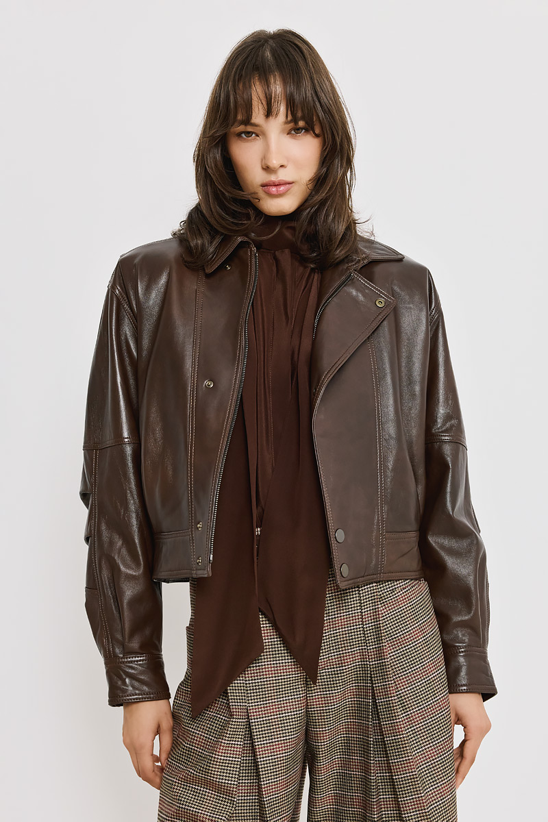 LEATHER JACKET WITH BUTTONS