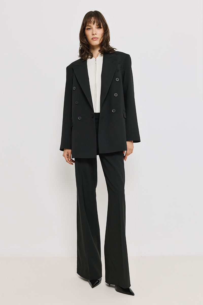DOUBLE-BREASTED BLAZER