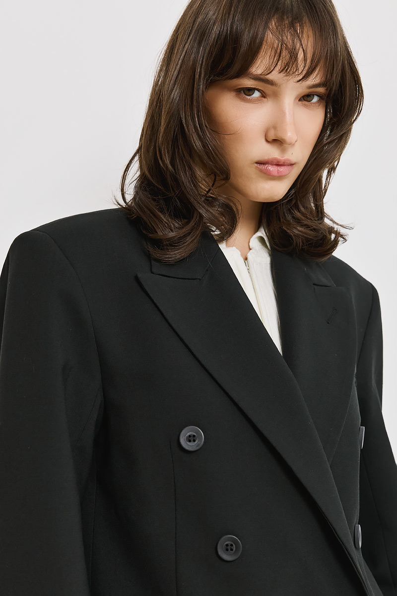DOUBLE-BREASTED BLAZER