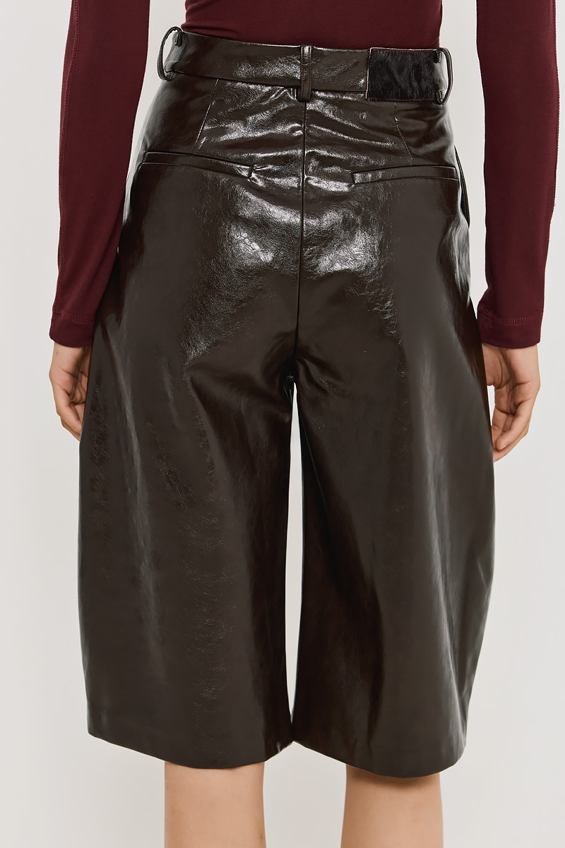 BERMUDA SHORTS