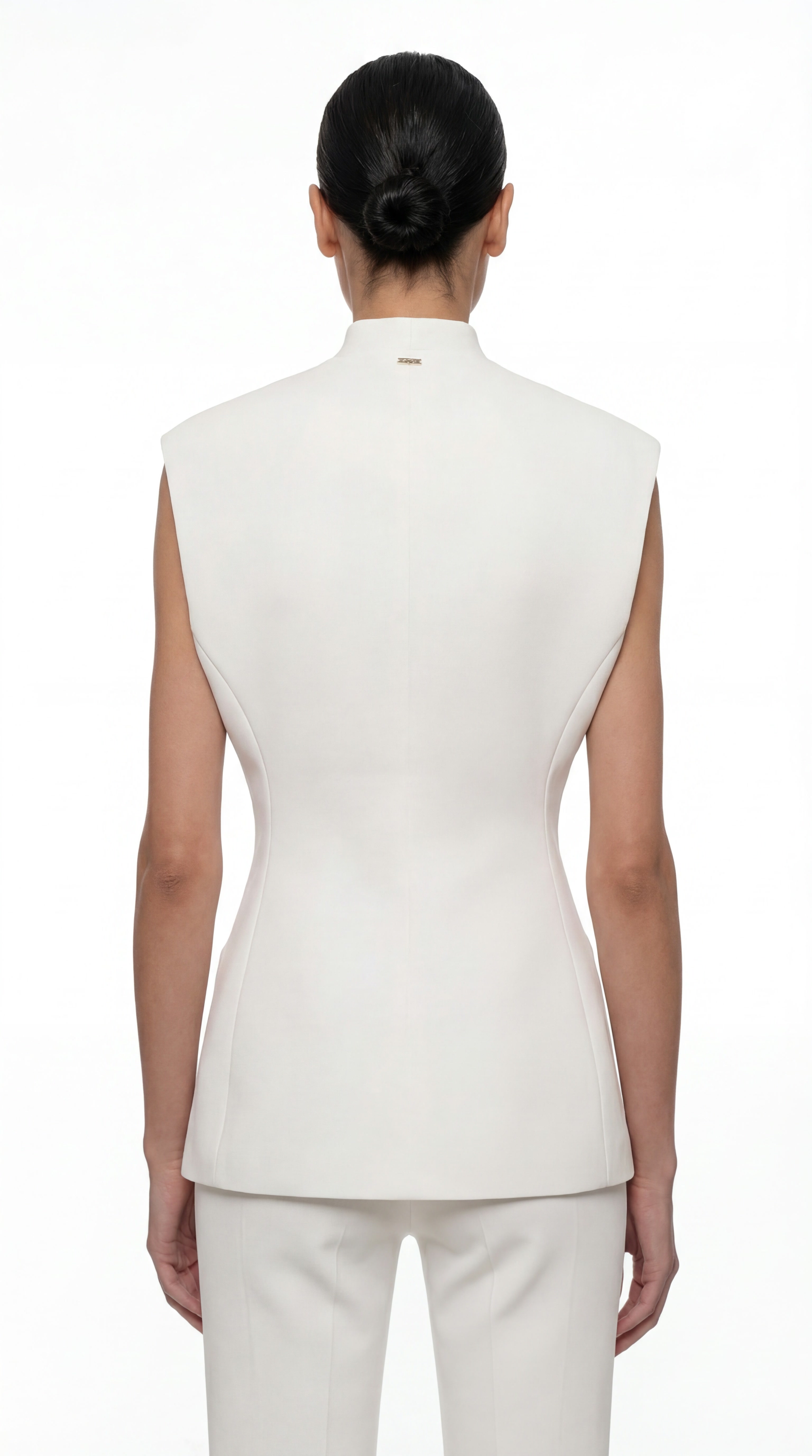 SLEEVELESS BLAZER