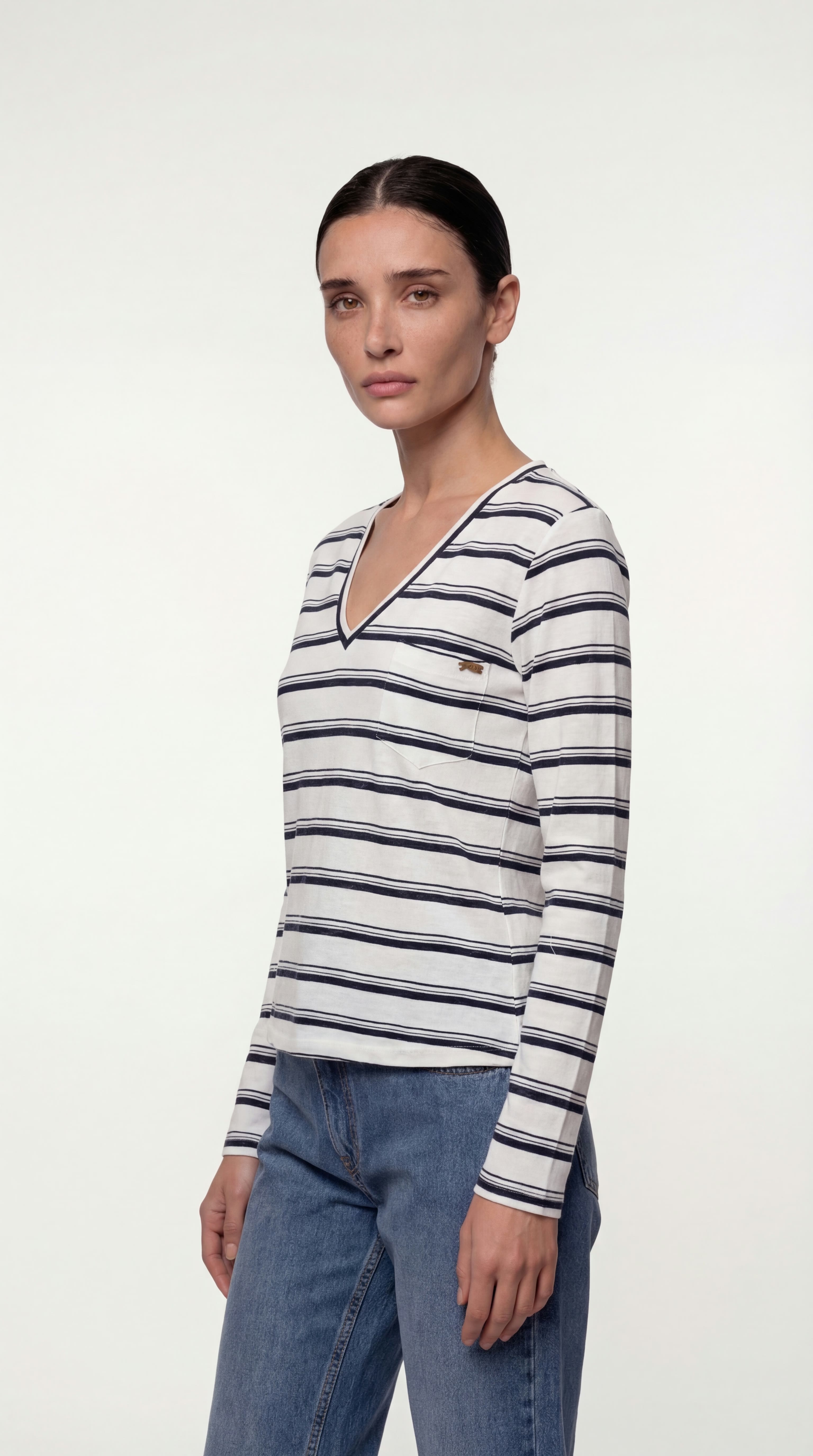 STRIPED V-NECK BLOUSE