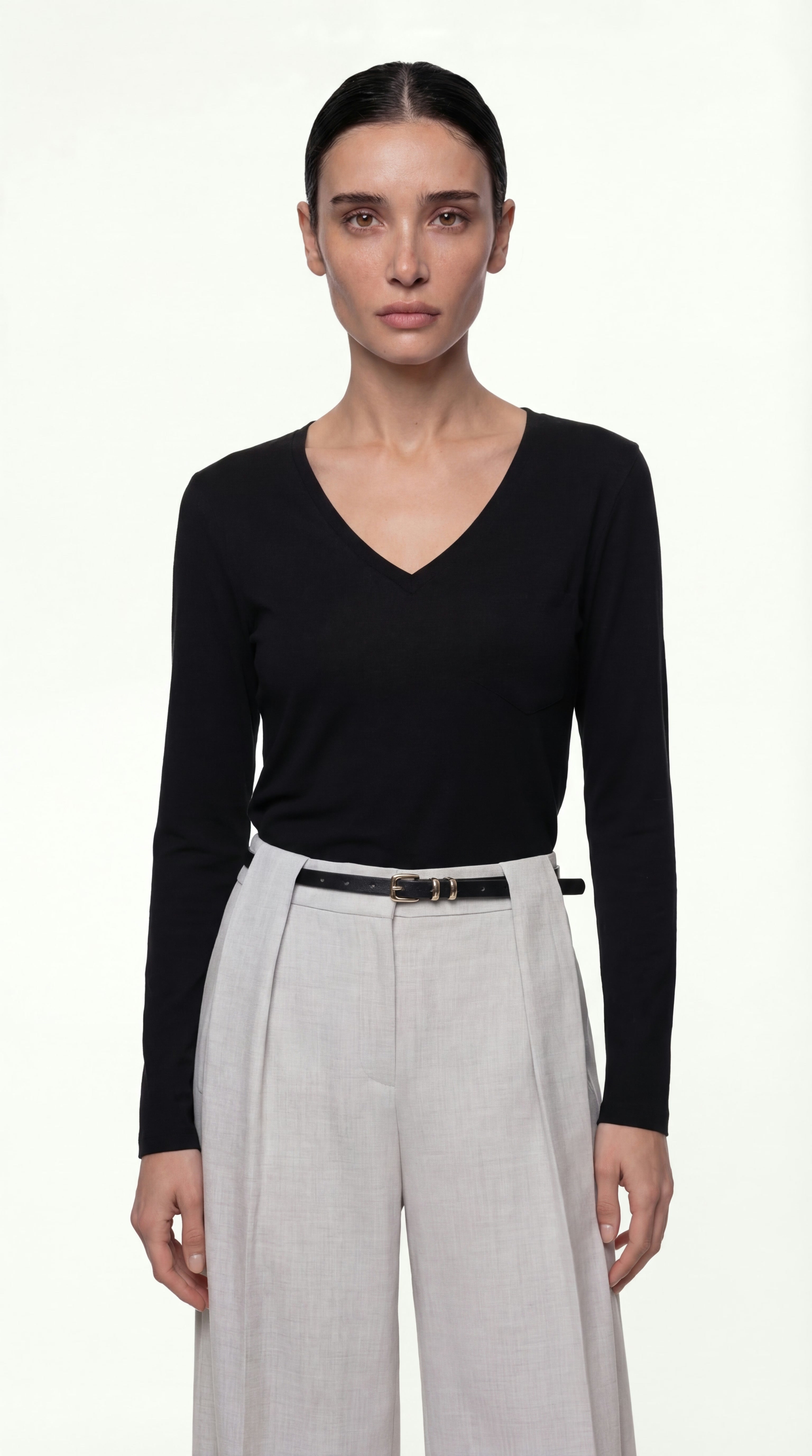 BLOUSE WITH V-NECK
