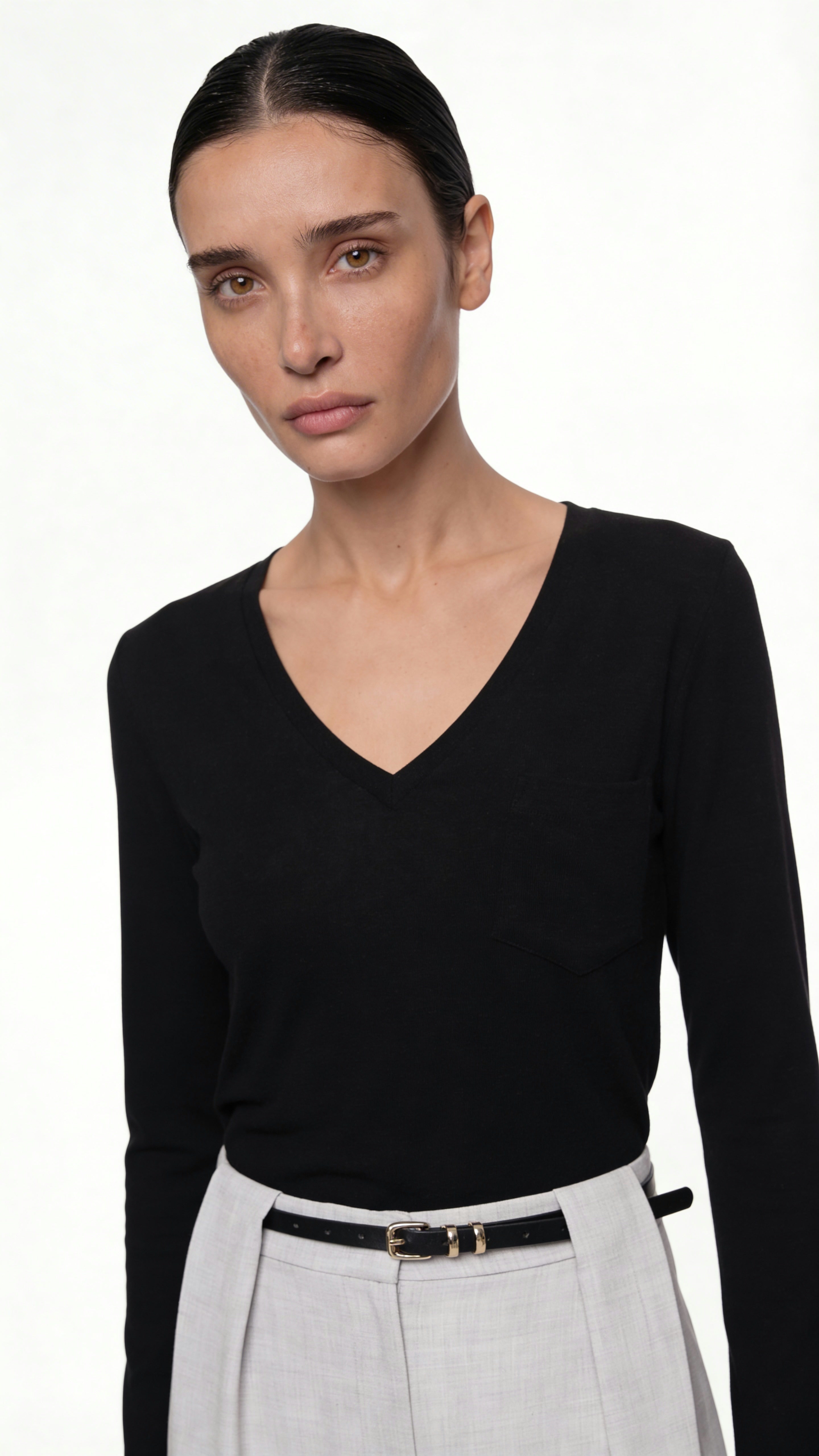 BLOUSE WITH V-NECK