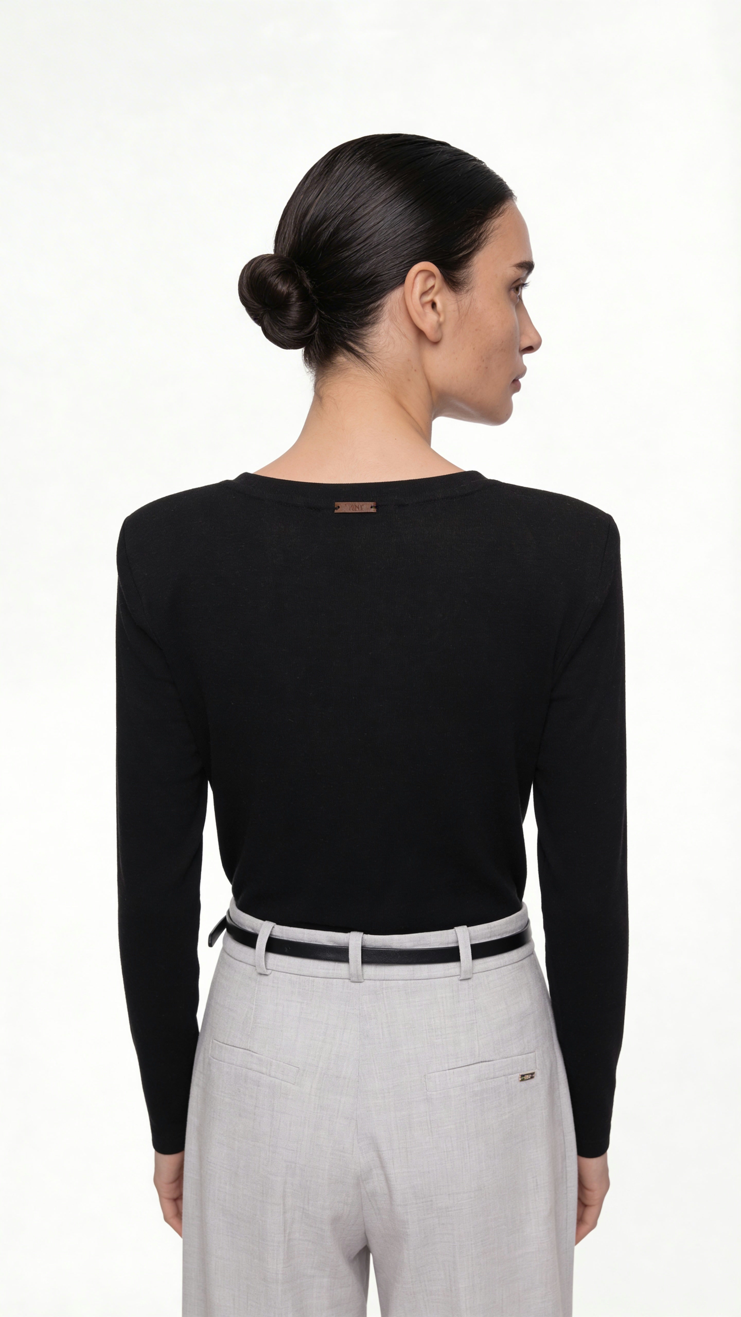 BLOUSE WITH V-NECK