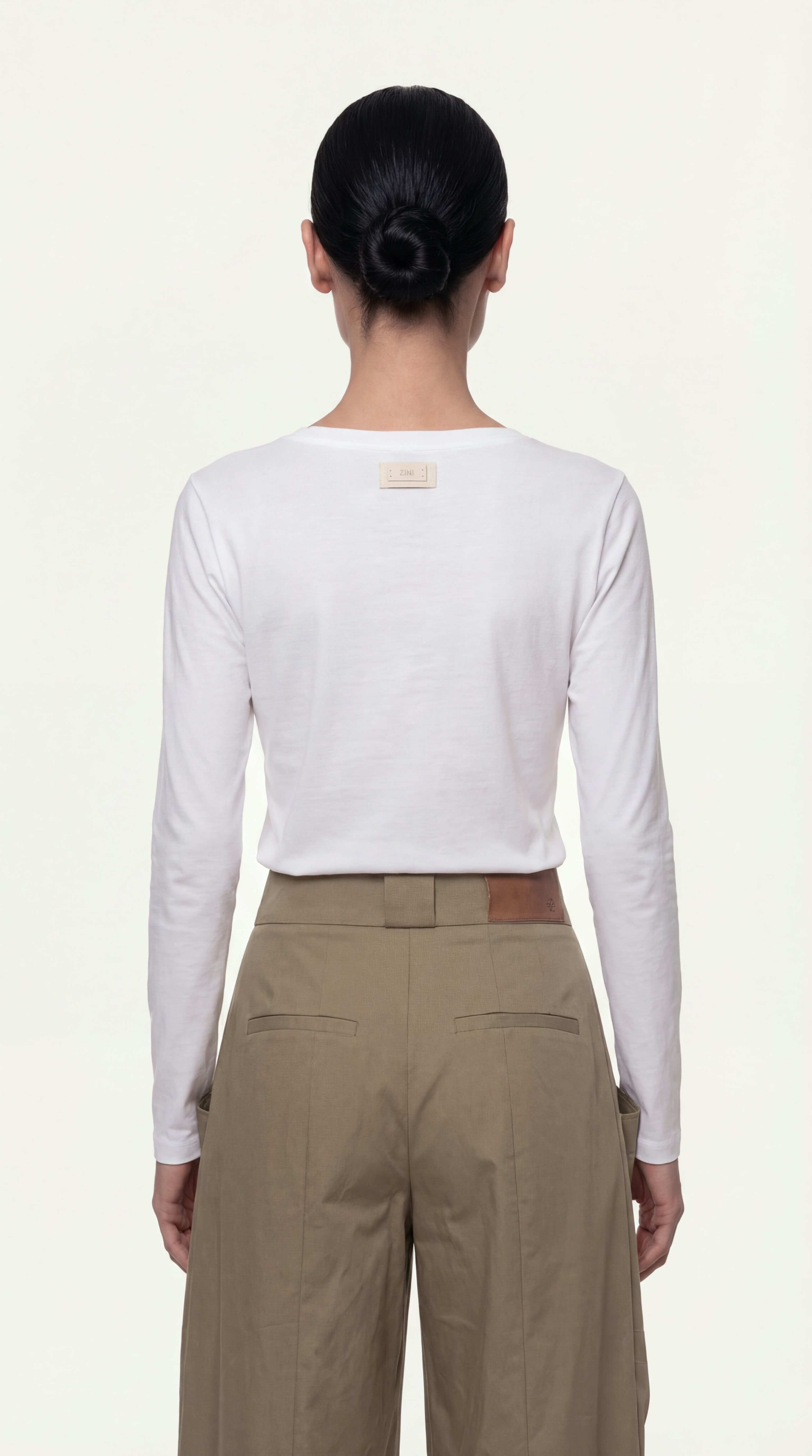 BLOUSE WITH V-NECK