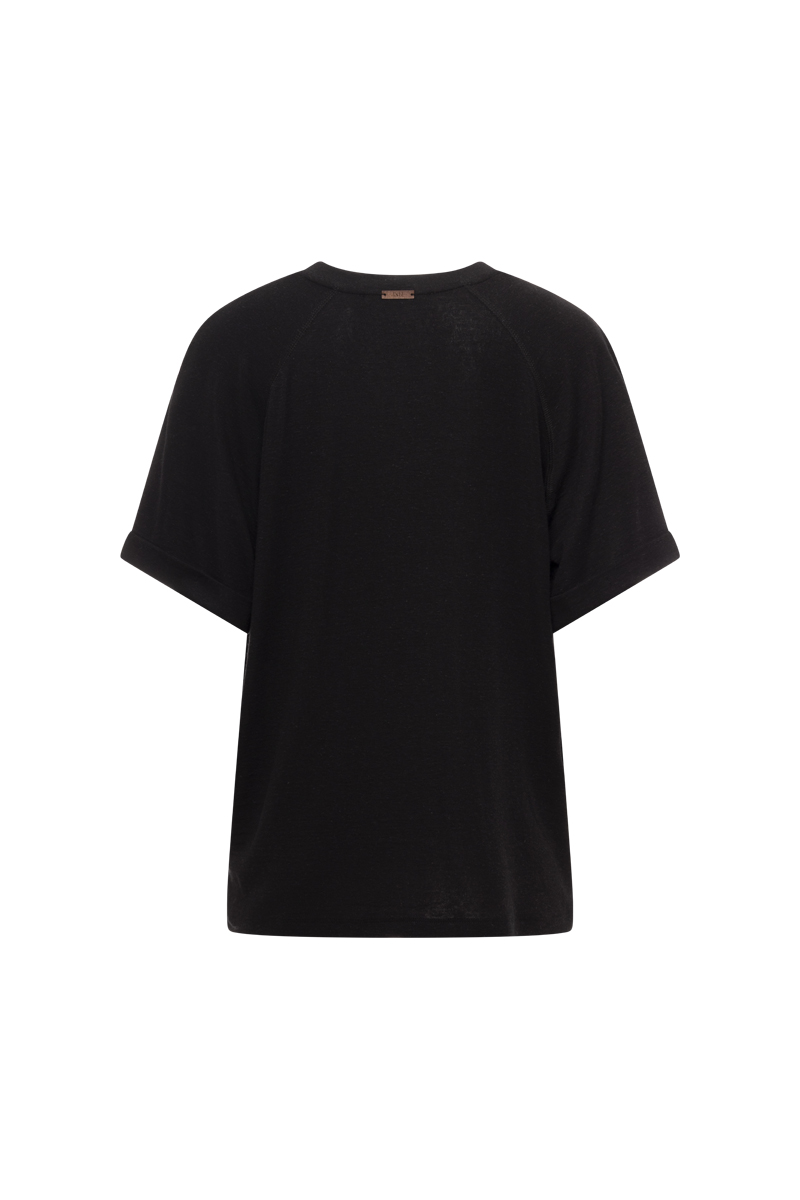 V-NECK T-SHIRT