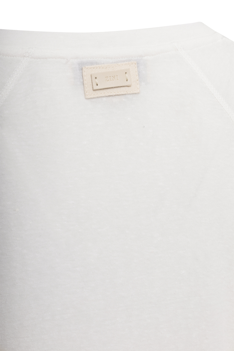V-NECK T-SHIRT