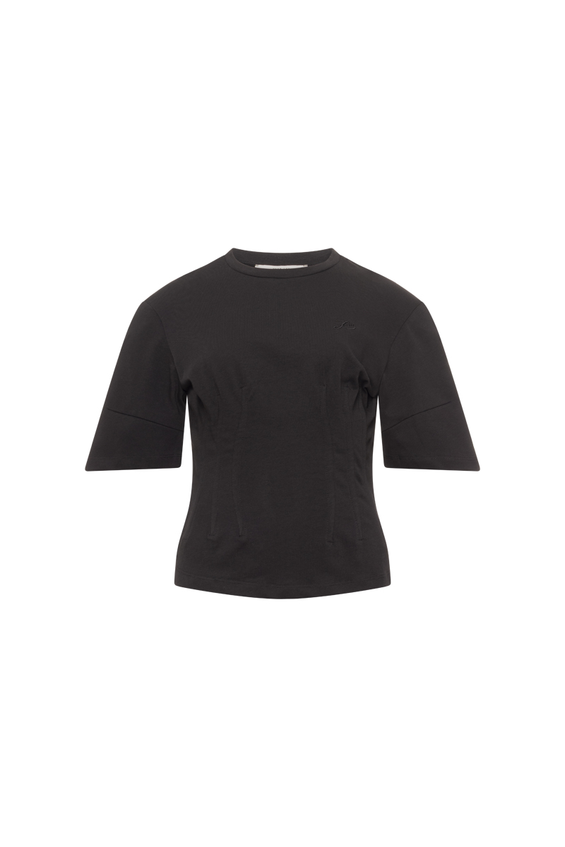 T-SHIRT ΣΕ ΕΦΑΡΜΟΣΤΗ ΓΡΑΜΜΗ