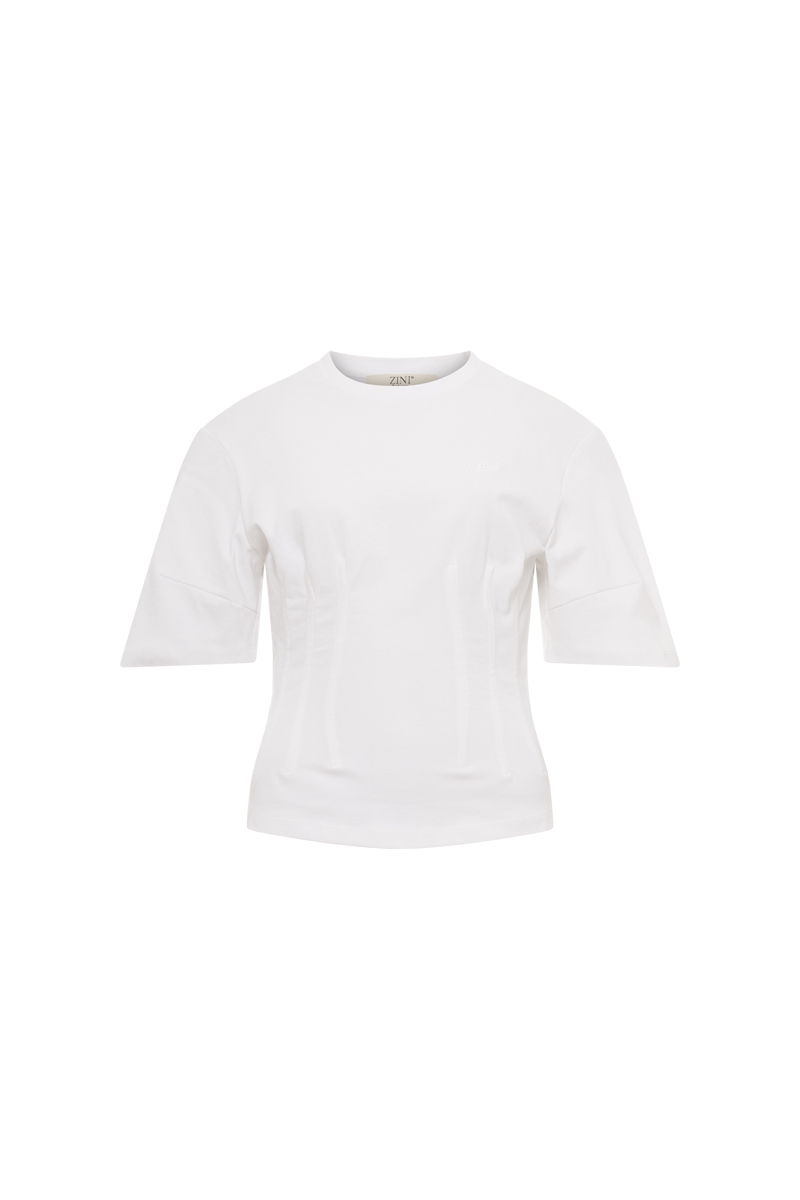 FITTED T-SHIRT