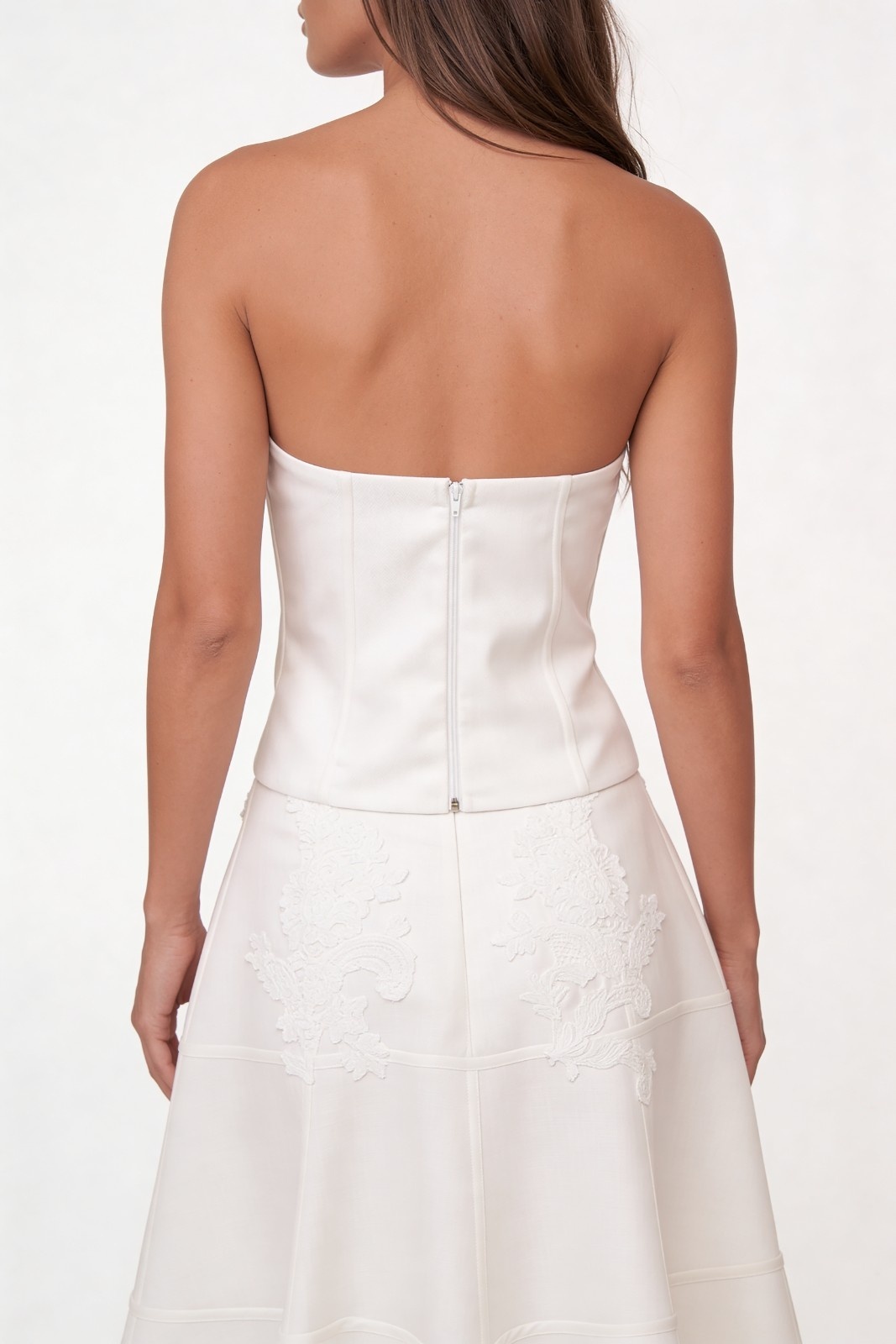 BUSTIER