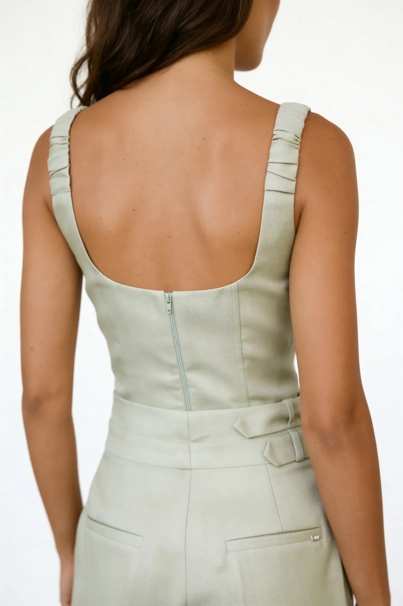 TOP WITH WIDE STRAPS