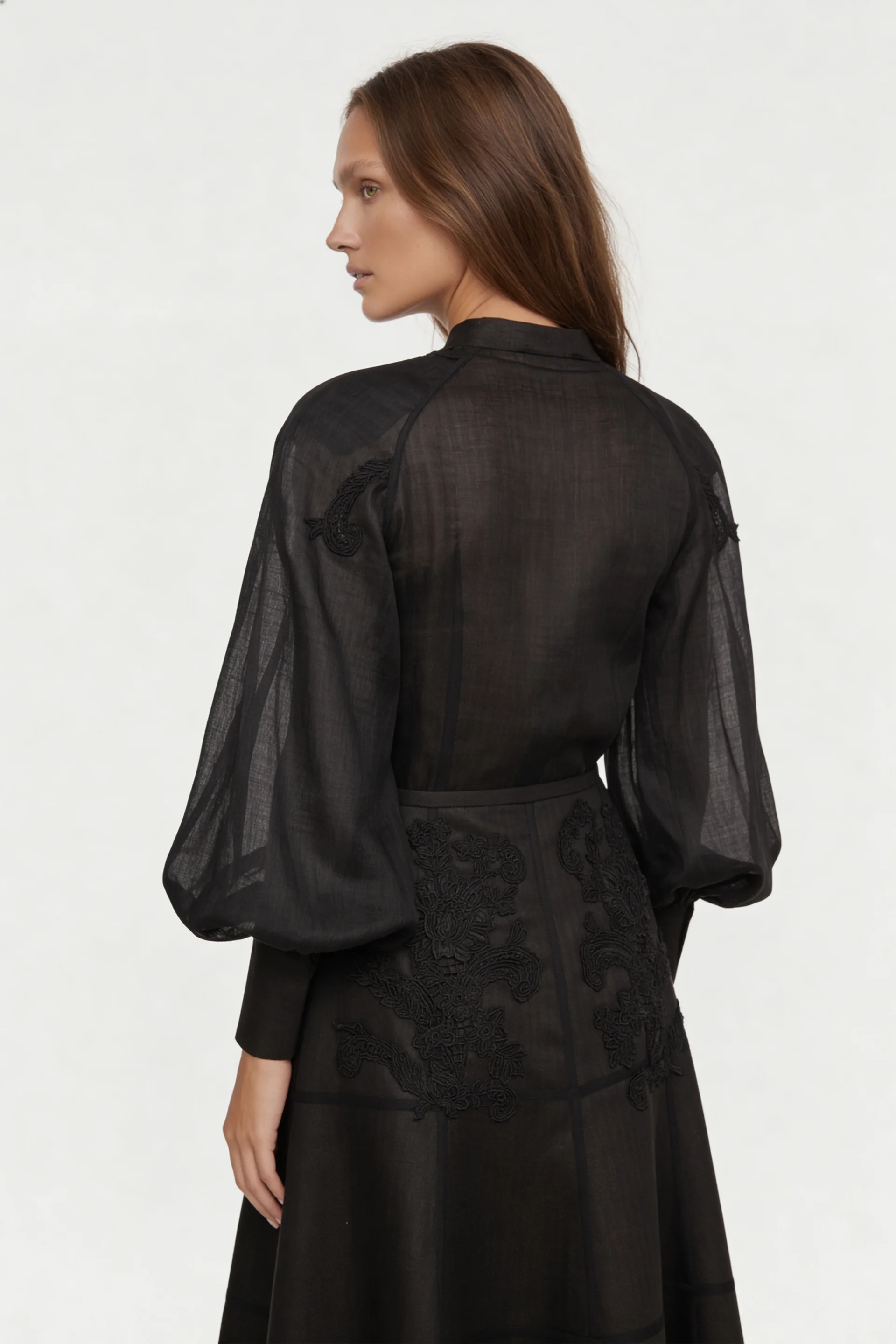 PUFF SLEEVED RAMMIE EMBROIDERED SHIRT