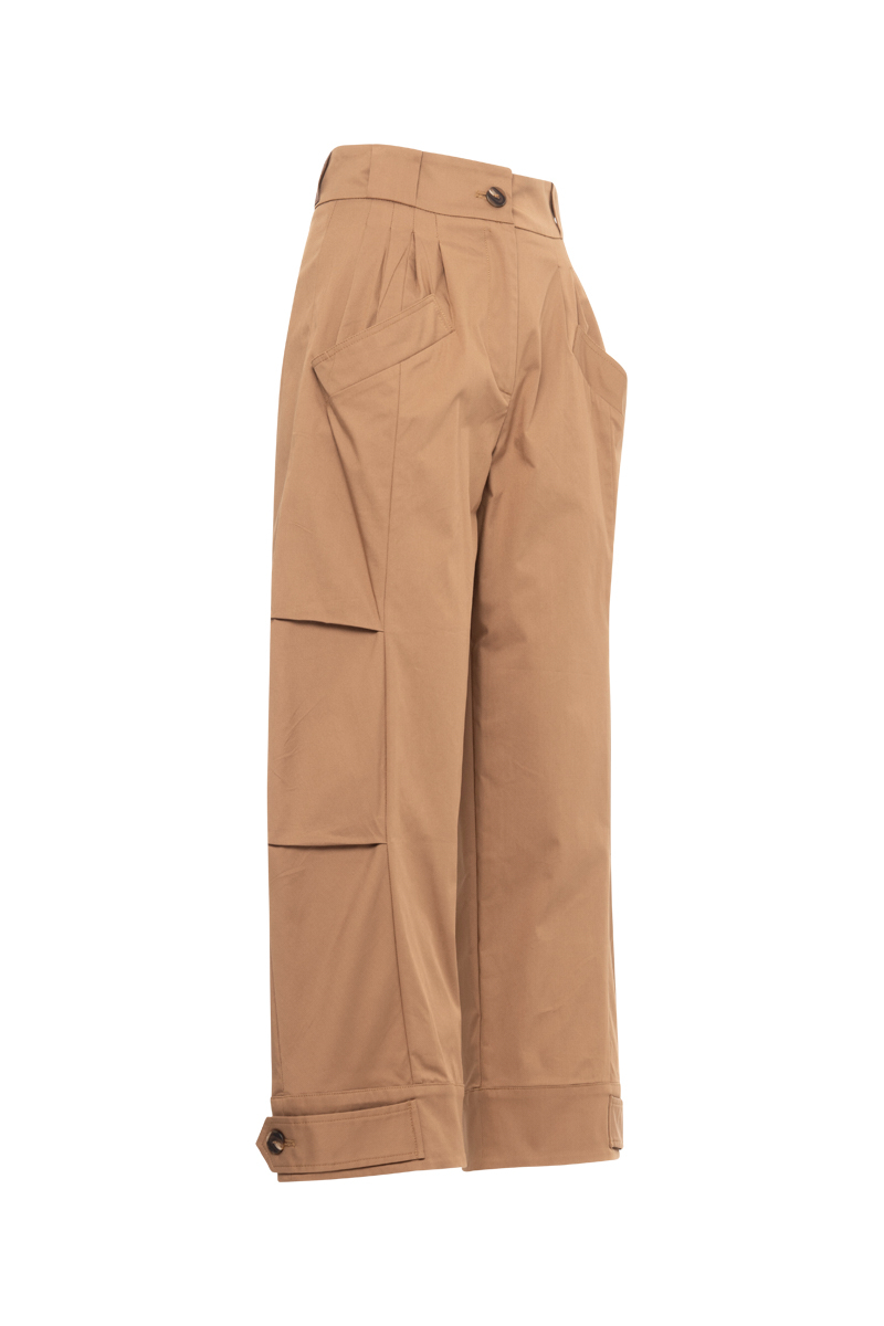 WIDE-LEG TROUSERS