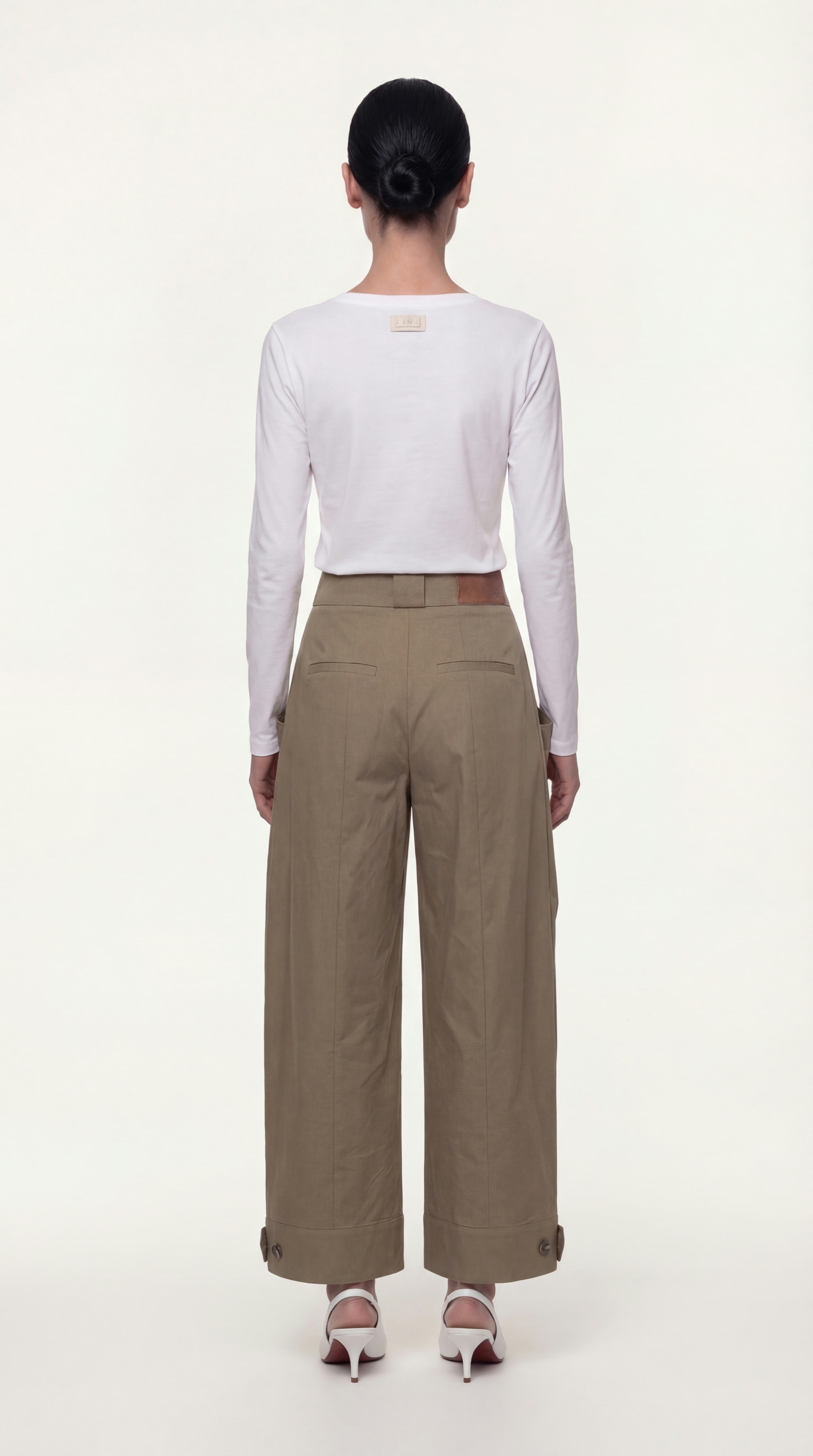 WIDE-LEG TROUSERS