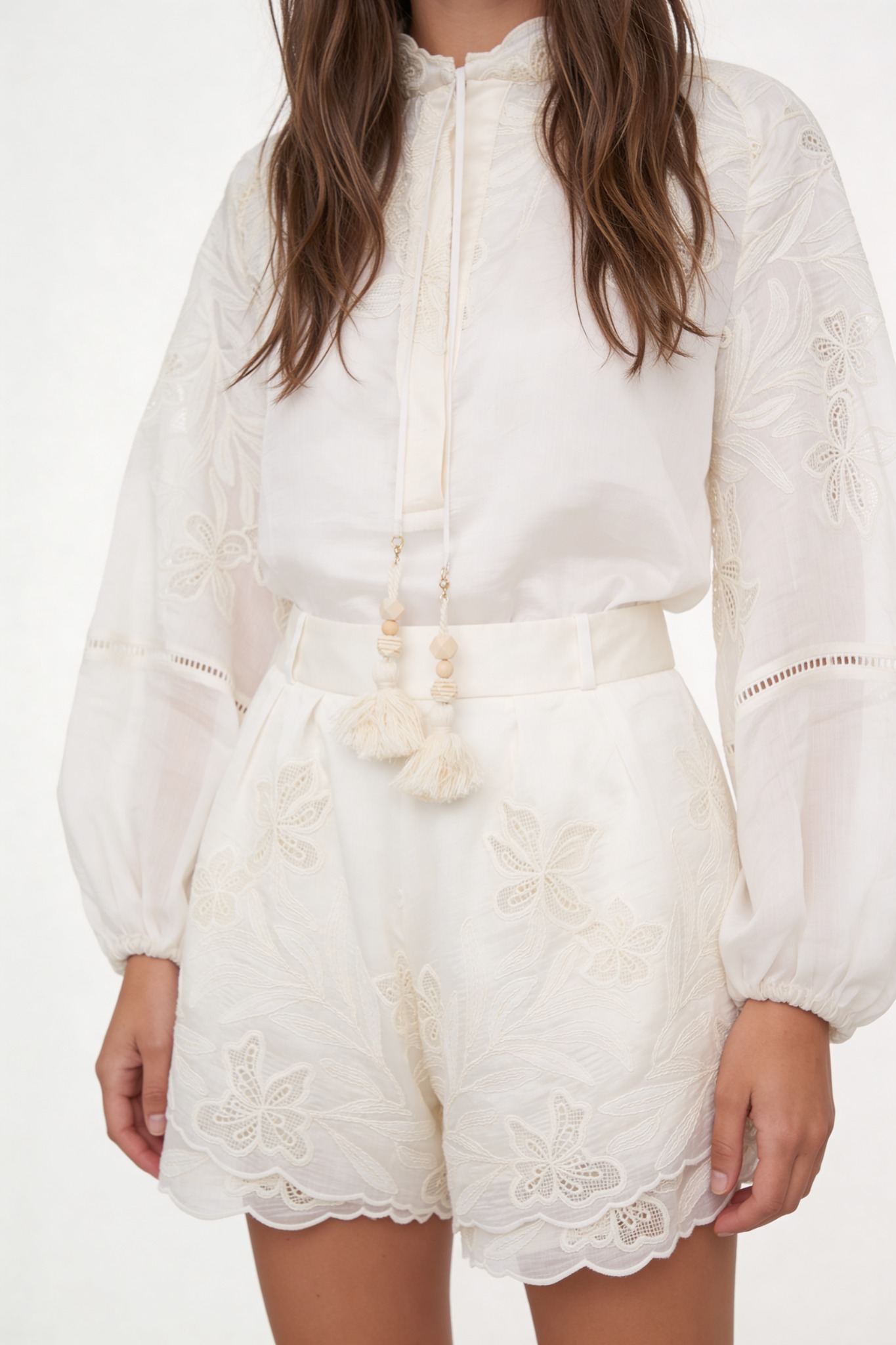 EMBROIDERED SHORTS