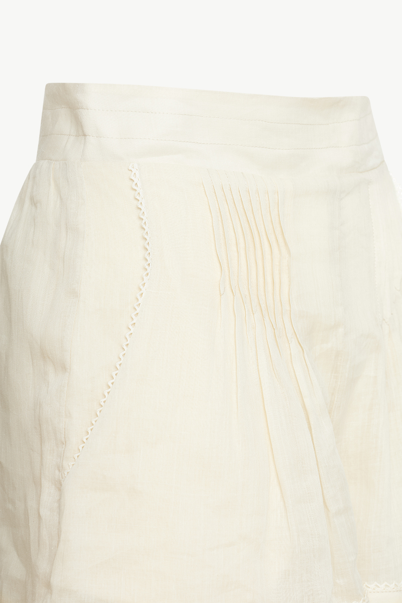PLEATED SHORTS