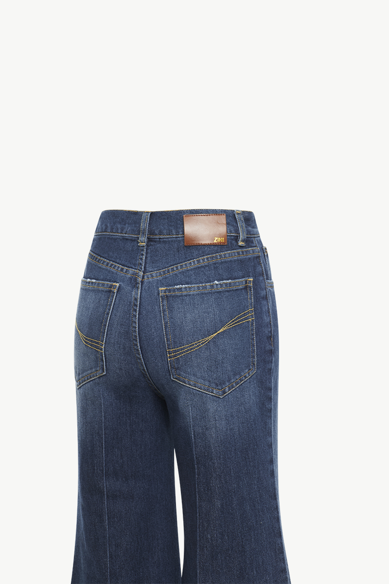 FLARED JEANS