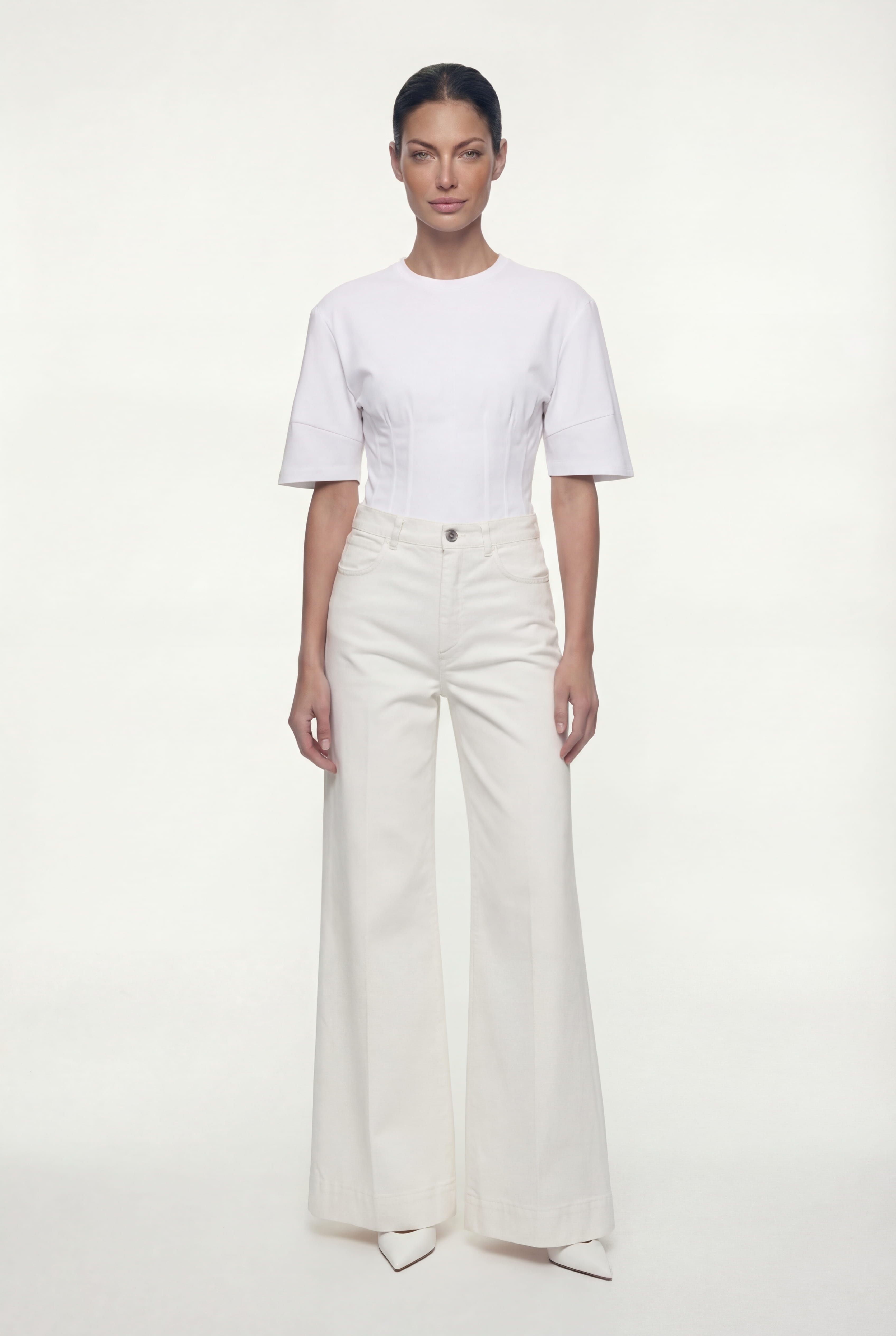 FLARED JEANS