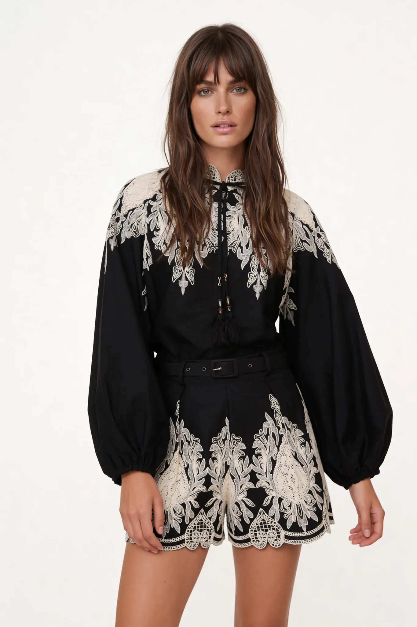 SHORTS WITH EMBROIDERY