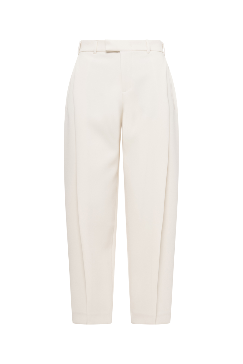 TROUSERS WITH PLEAT