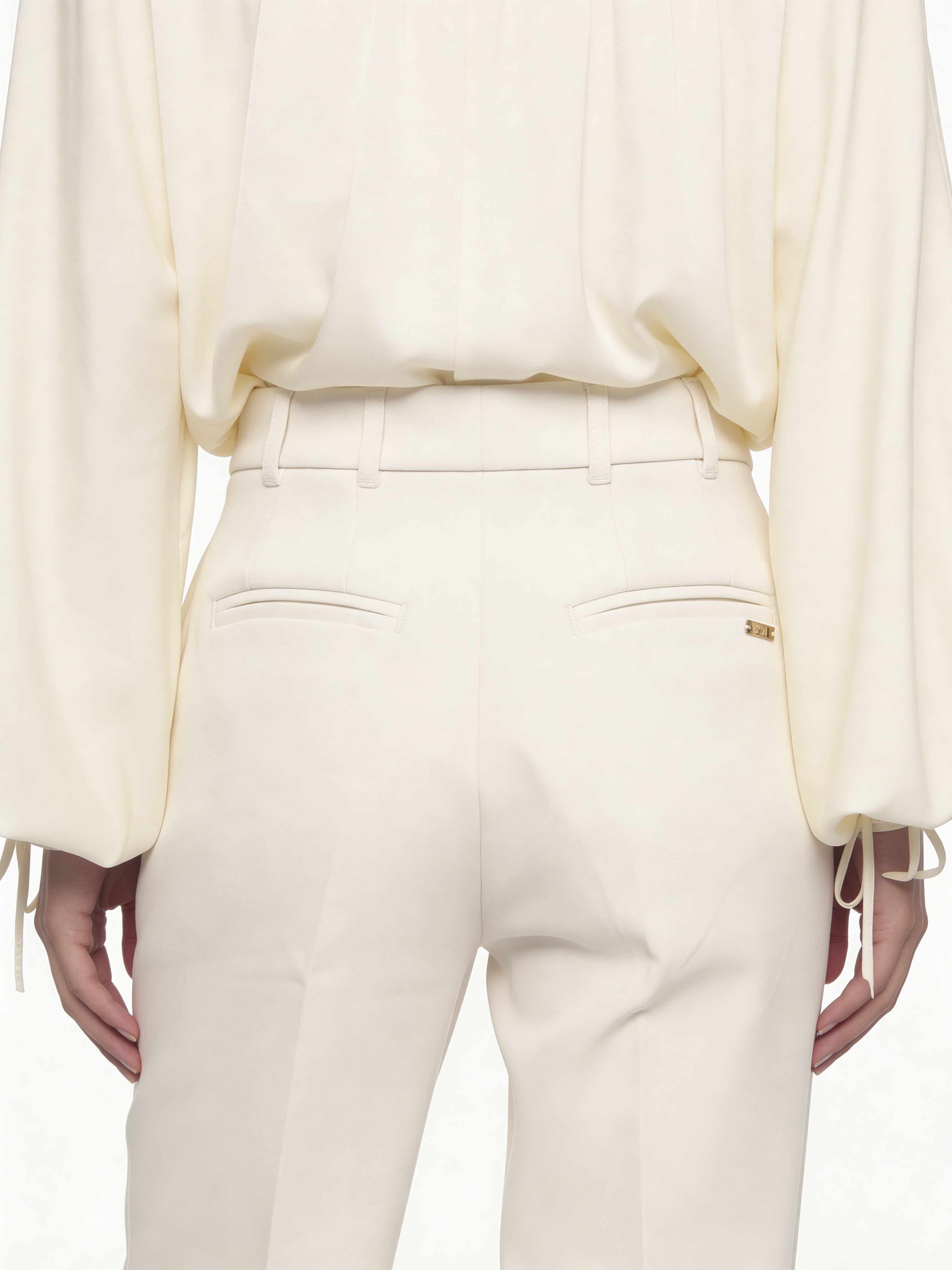 TROUSERS WITH PLEAT