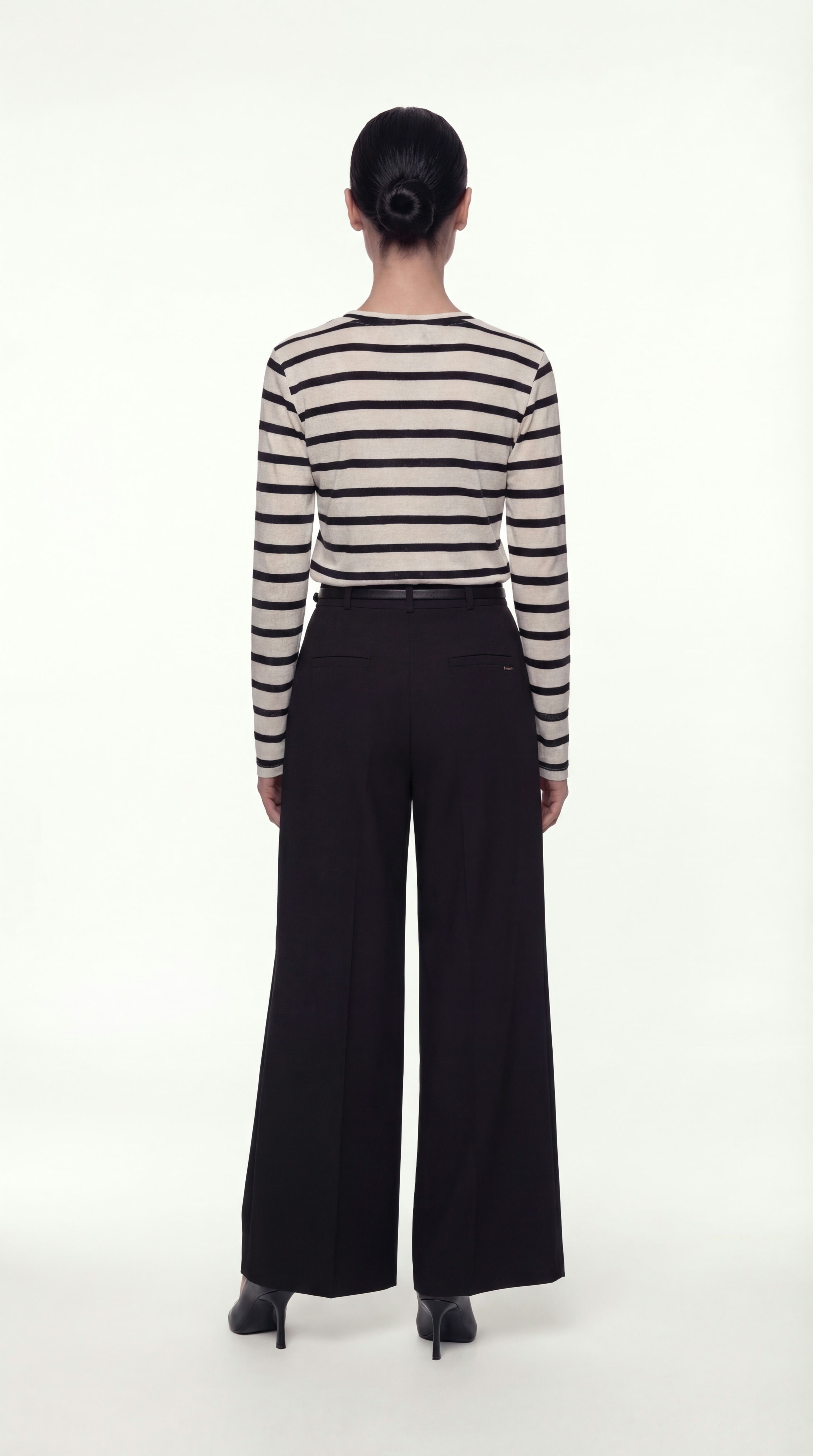 PLEATED TROUSERS