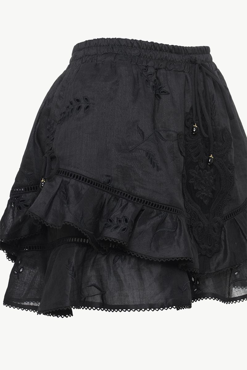 LACE MINI SKIRT WITH RUFFLES