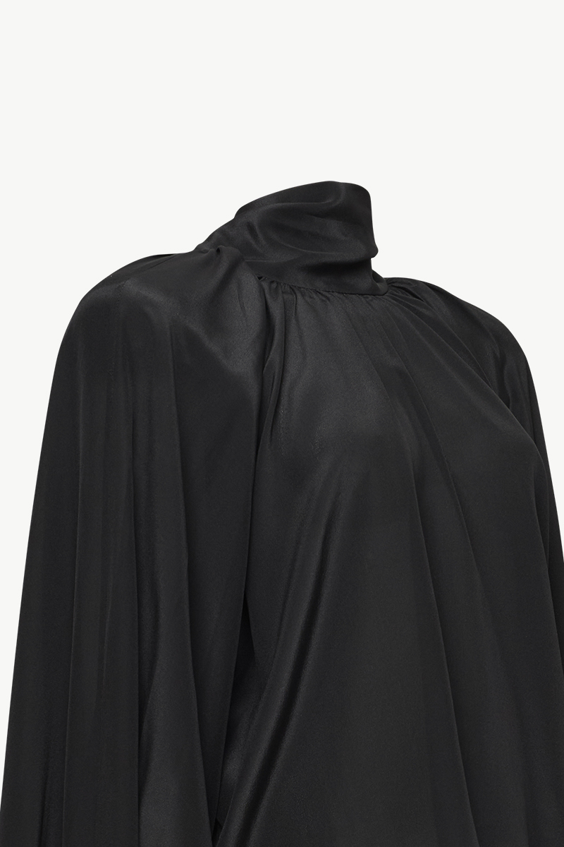 SILK BLOUSE SILK BLOUSE