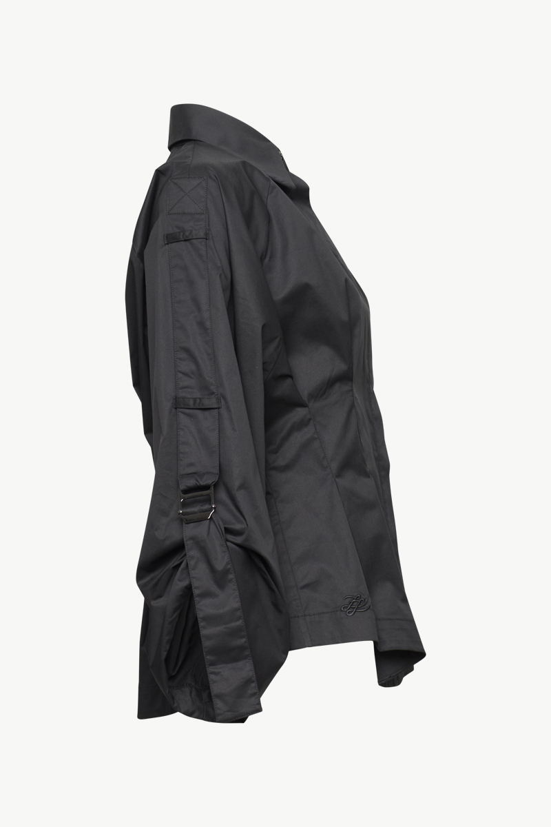 PLEATED POPLIN SHIRT PLEATED POPLIN SHIRT