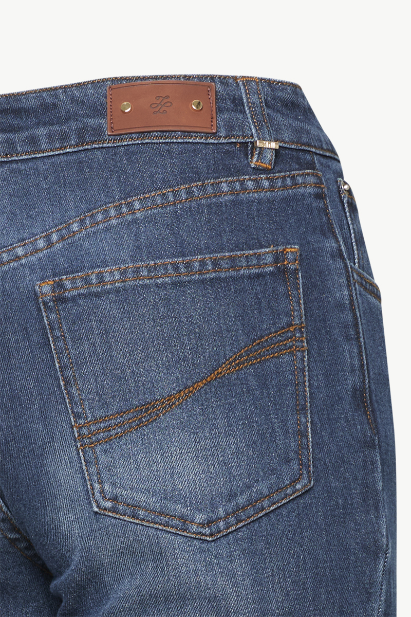 HIGH WAIST STRAIGHT ANKLE LENGTH HIGH WAIST STRAIGHT ANKLE LENGTH