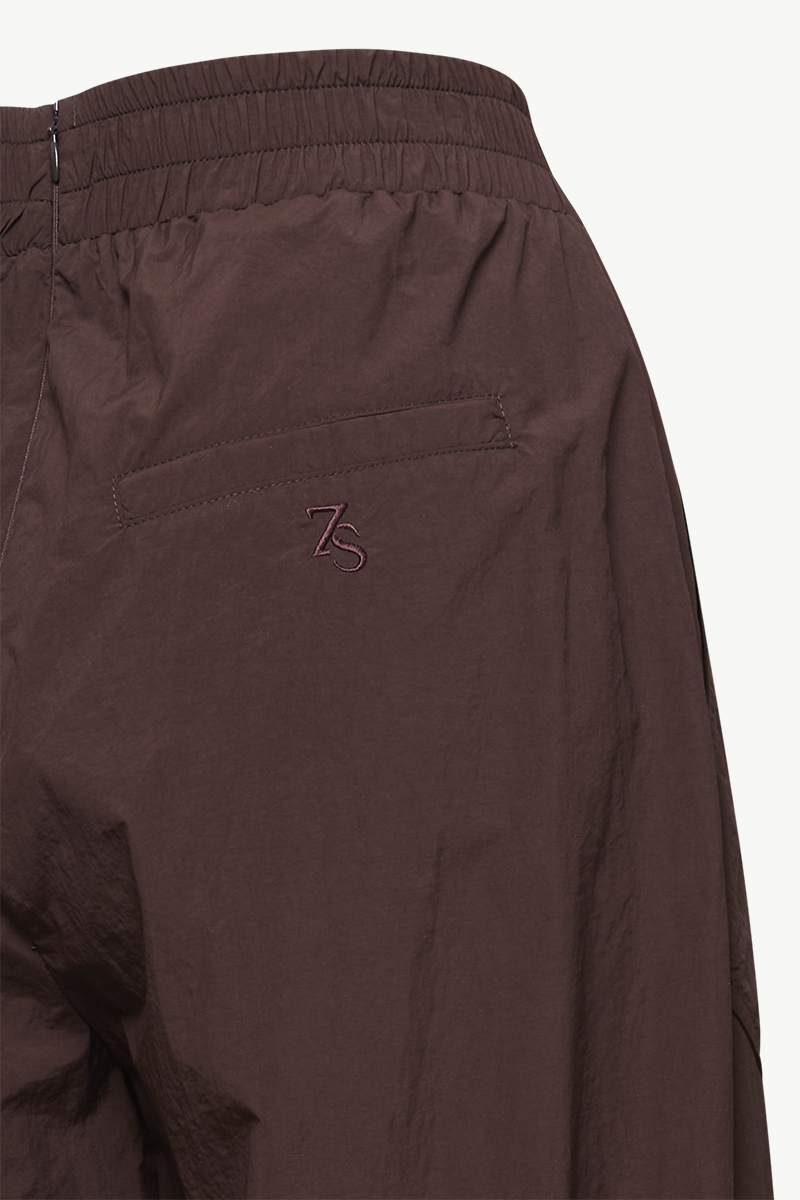 JOGGER STYLE TROUSERS JOGGER STYLE TROUSERS