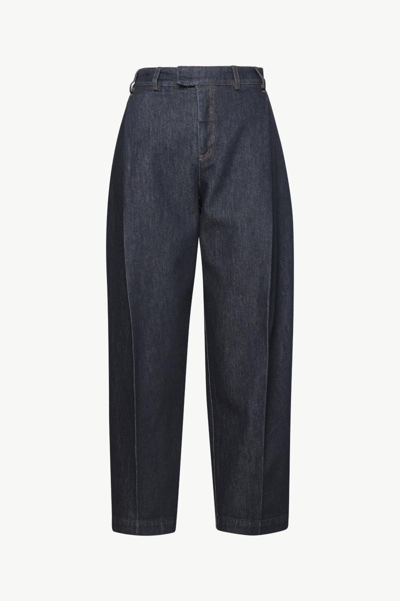 SEMI-BARREL JEANS SEMI-BARREL JEANS