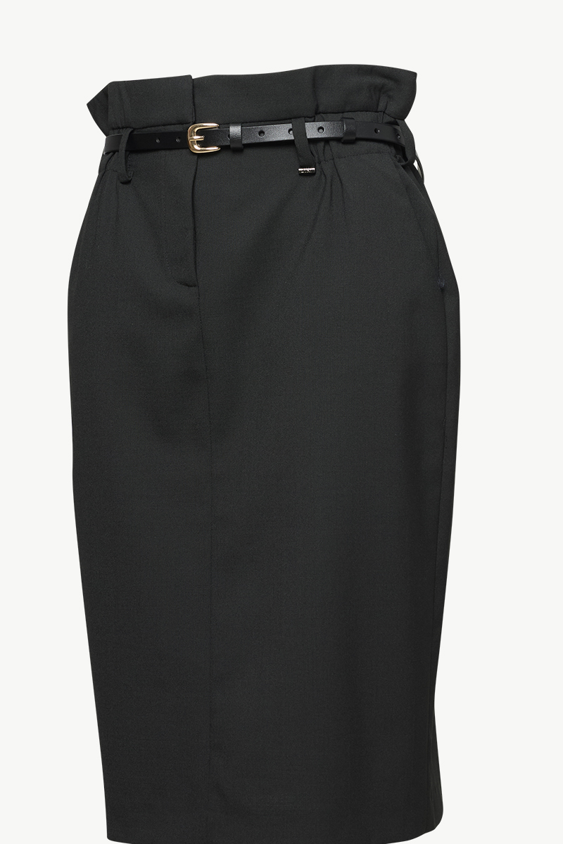 SKIRT WITH LEATHER BELT