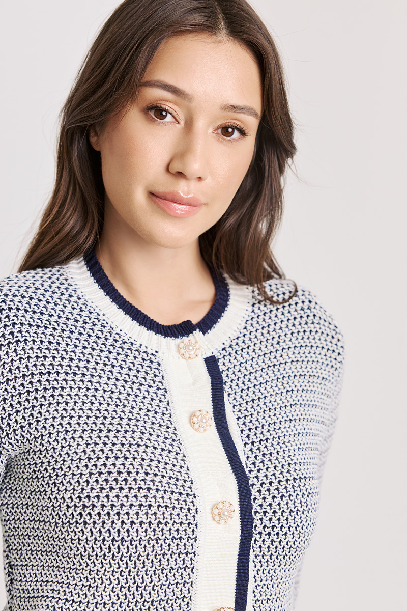 KNIT JACKET WITH BUTTONS