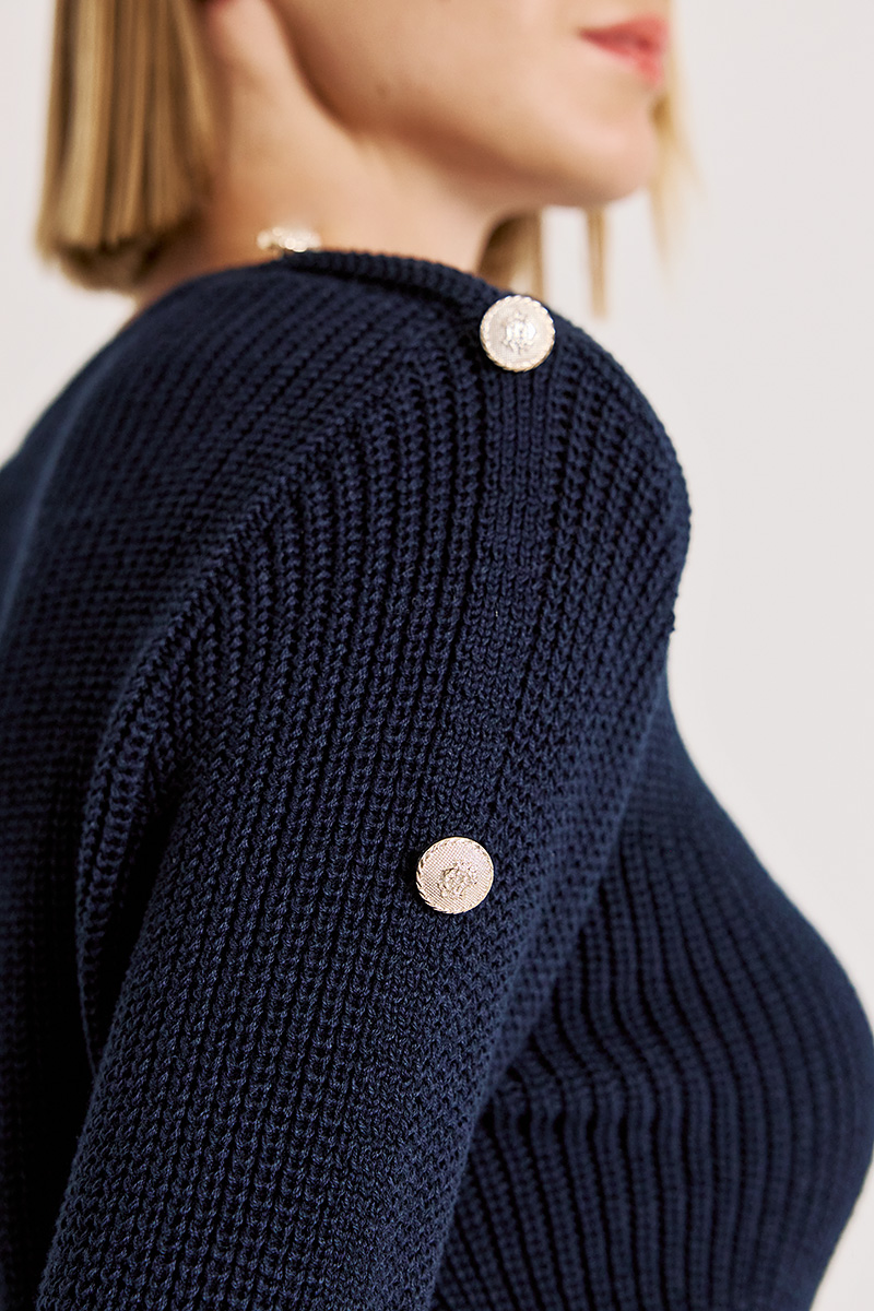 KNIT TOP WITH OPENING IN THE SLEEVE