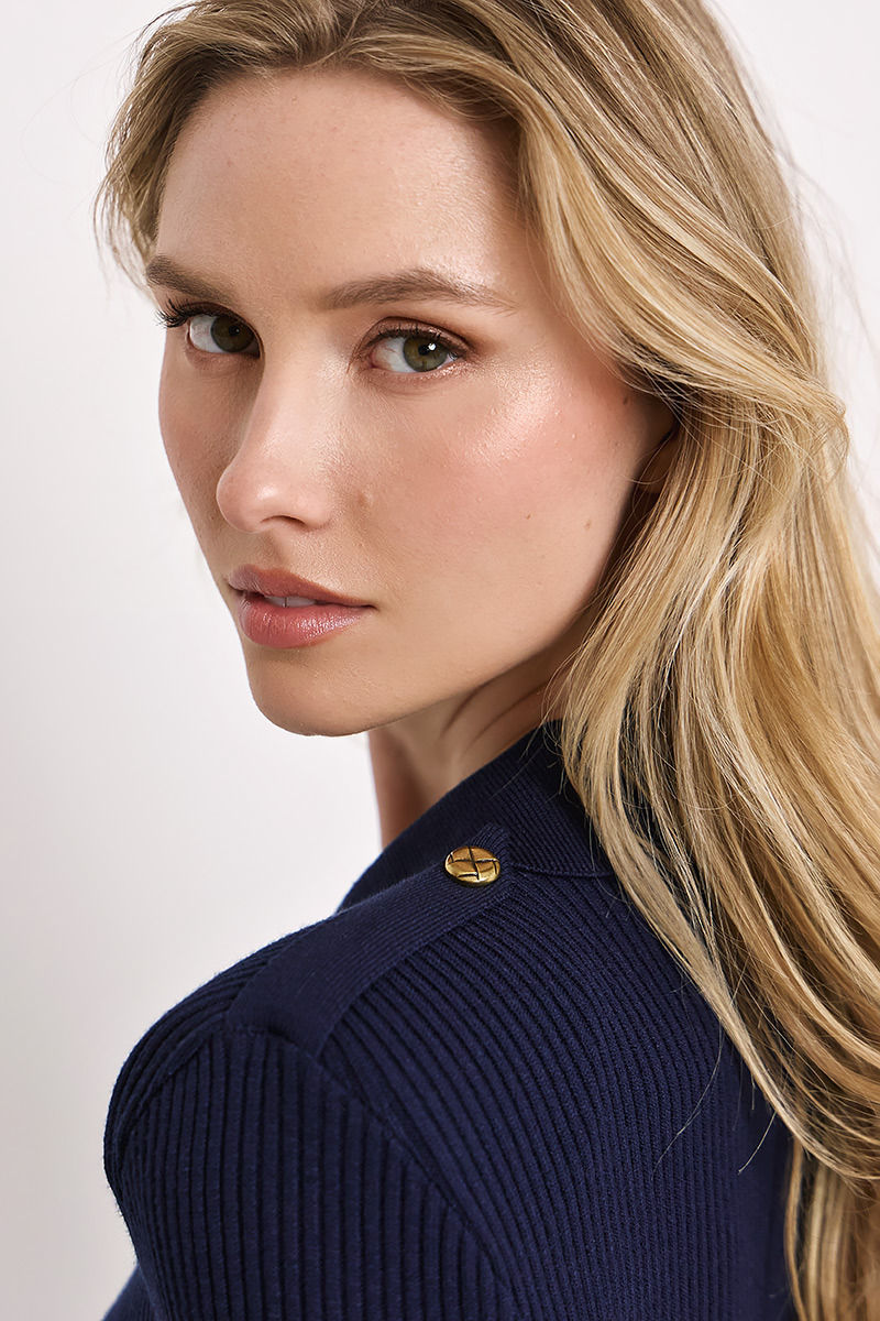 RIBBED TOP WITH BUTTONS